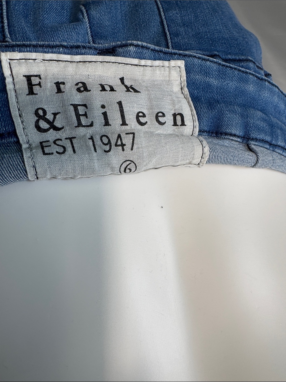 Frank & Eileen Kinsale High Rise Performance Denim Crop Pants Size 6 Raw Hem 25” - Picture 2 of 12